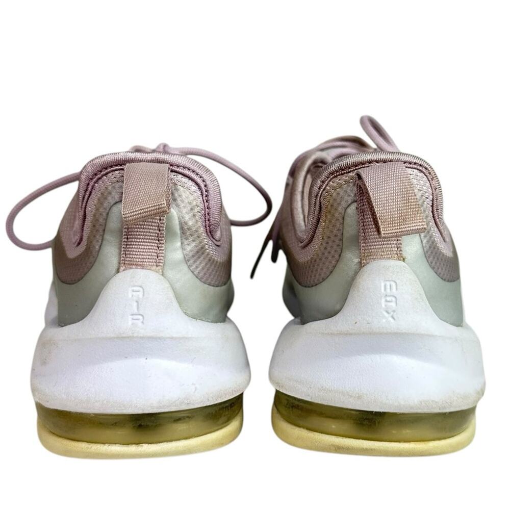 Nike Air Max Axis AH5222-500 Kids Iced Lilac Photon Dust Run Youth Size 2Y - Picture 3 of 7